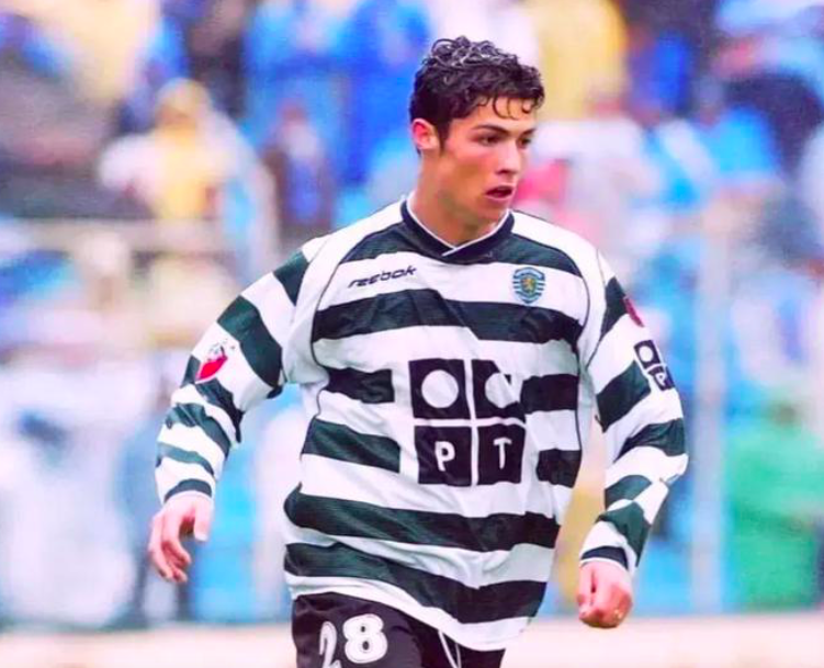 转折点罗马调整名单葡萄牙体育篮板制胜备战亚冠，现场解说直呼：清晨阿贾克斯强势反弹